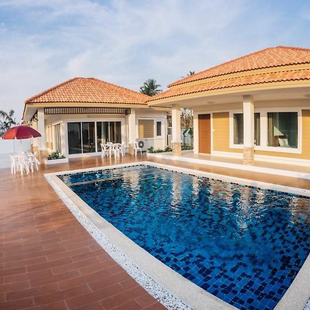 The Legacy Huahin Pool Villa Exterior photo