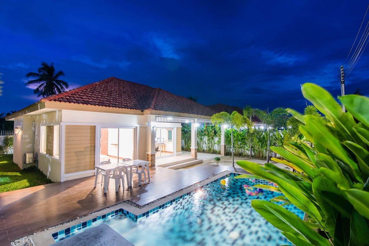 The Legacy Huahin Pool Villa Exterior photo