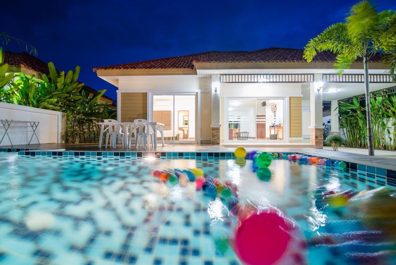 The Legacy Huahin Pool Villa Exterior photo